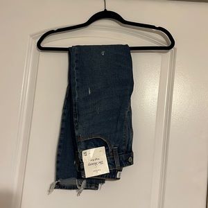 Abercrombie and Fitch Skinny High rise jeans NWT